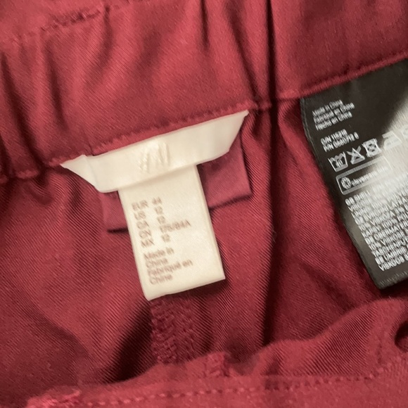 H&M Paper-Bag Belted Trousers - Picture 4 of 4